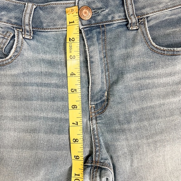 American Eagle Light Wash Flared Hi-Rise Artist Jeans Size 8 Long - Picture 5 of 9